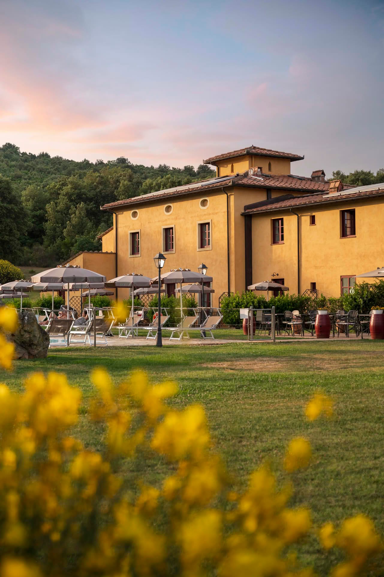 Detail of the outdoor garden at Casolare Terre Rosse